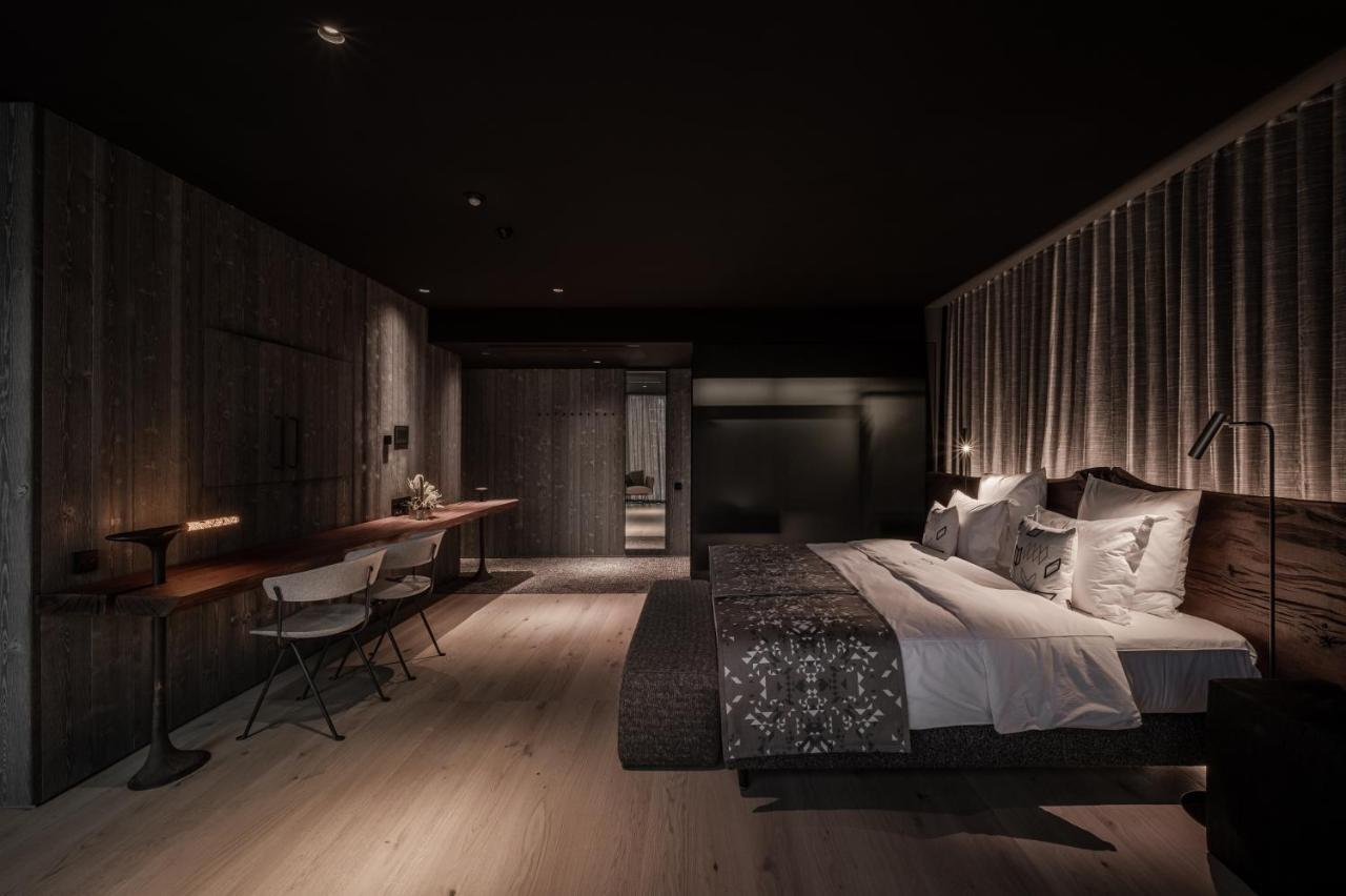 Junior Suite with Mountain View